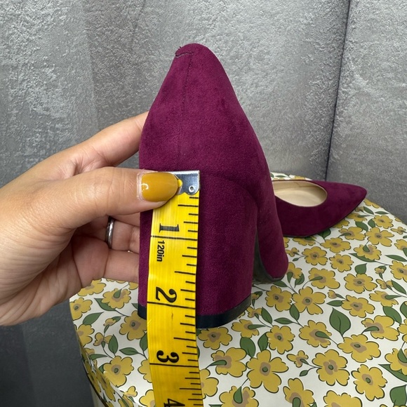 Nine West Burgundy Suede Pointed Toe Block Heel Pumps Sz 6M - Picture 11 of 11